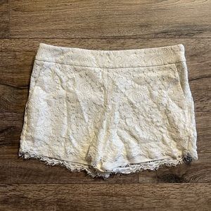Women's Express Lace Shorts